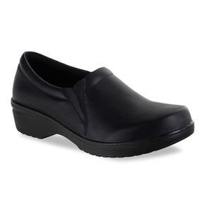 Easy Works by Easy Street Slip Resistant Clogs